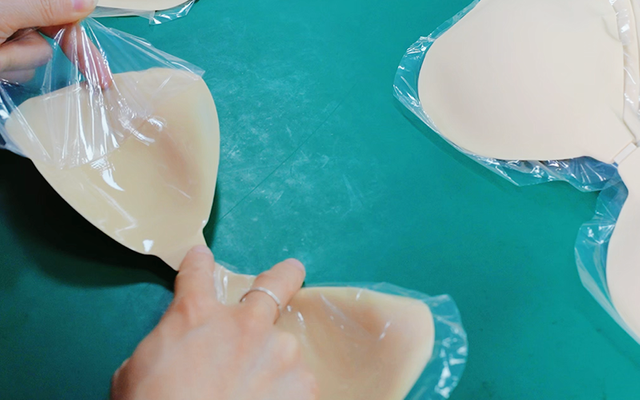 100% manual quality inspection lab for nipple covers and invisible bras at Sweetyle