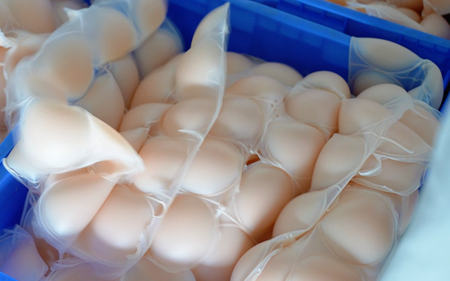 Medical-grade silicone gluing process for premium adhesive bras - Sweetyle Factory